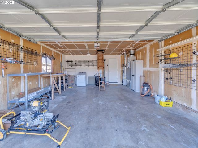 4974 NINA Ave Se, Salem, OR 97302