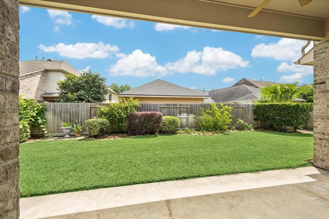 5914 Solar Point Lane, Houston, TX 77041