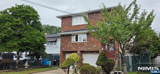95 Stefanic Avenue, Elmwood Park, NJ 07407