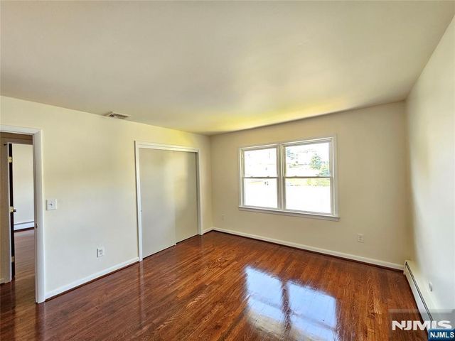 95 Stefanic Avenue, Elmwood Park, NJ 07407