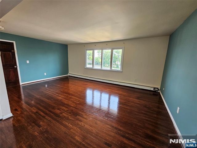 95 Stefanic Avenue, Elmwood Park, NJ 07407