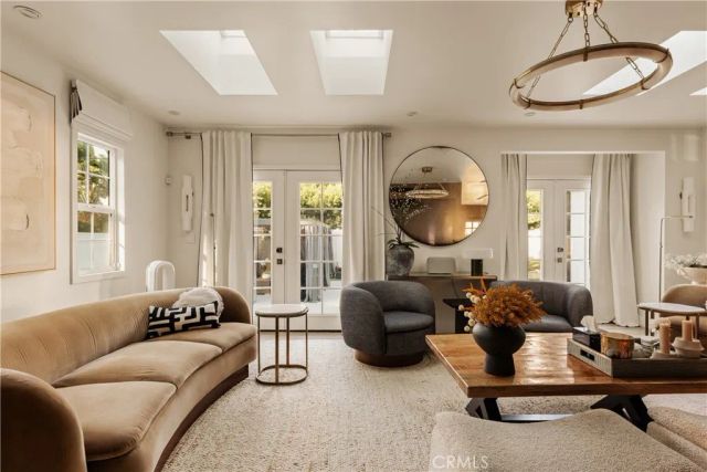 21231 San Miguel Street, Woodland Hills, CA 91364