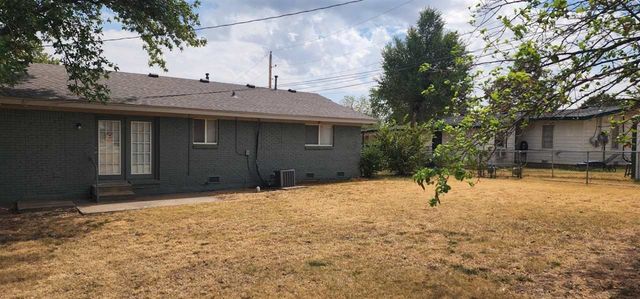 1708 NW 45th St, Lawton, OK 73505