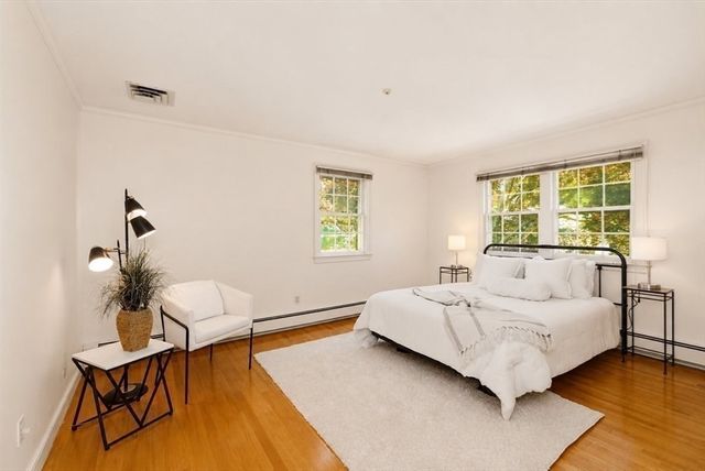 87 Hancock Rd, Needham, MA 02492