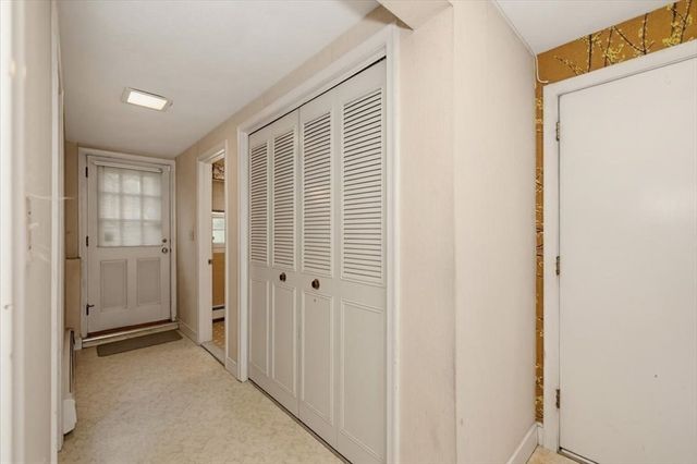 87 Hancock Rd, Needham, MA 02492