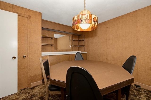 87 Hancock Rd, Needham, MA 02492