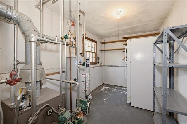 87 Hancock Rd, Needham, MA 02492