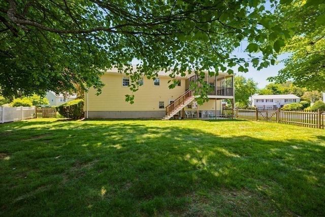 87 Hancock Rd, Needham, MA 02492