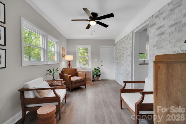 5201 Amity Place, Charlotte, NC 28212