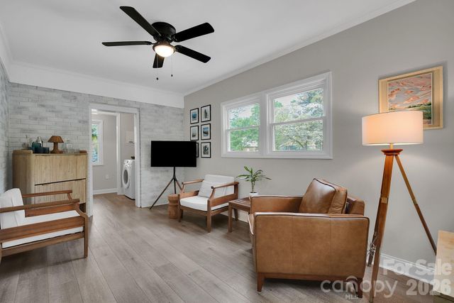 5201 Amity Place, Charlotte, NC 28212