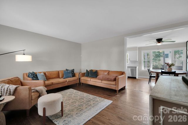 5201 Amity Place, Charlotte, NC 28212