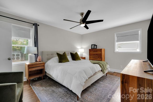 5201 Amity Place, Charlotte, NC 28212