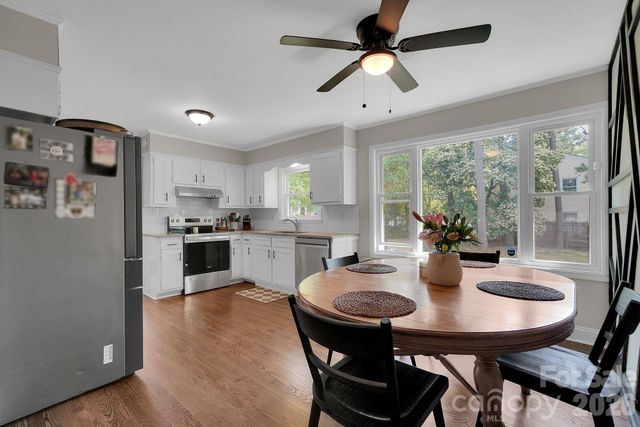 5201 Amity Place, Charlotte, NC 28212