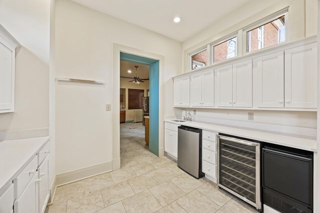 160 Elm Street, Versailles, KY 40383