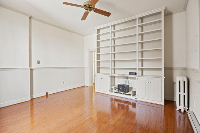 160 Elm Street, Versailles, KY 40383