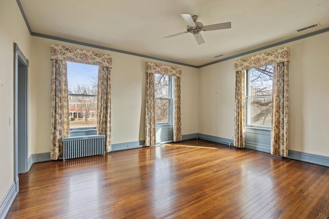 160 Elm Street, Versailles, KY 40383