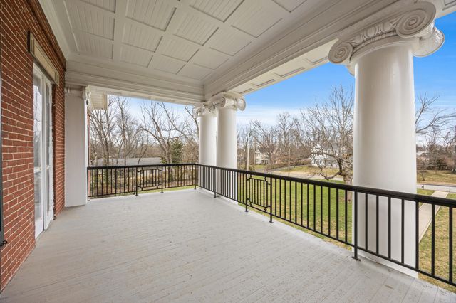 160 Elm Street, Versailles, KY 40383