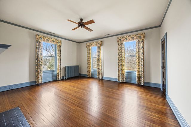 160 Elm Street, Versailles, KY 40383