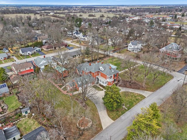 160 Elm Street, Versailles, KY 40383