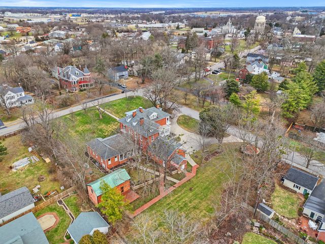 160 Elm Street, Versailles, KY 40383