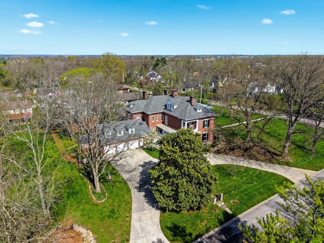 160 Elm Street, Versailles, KY 40383