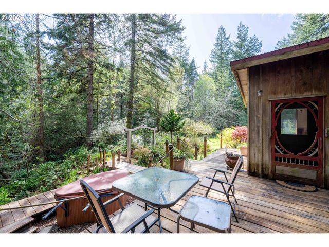 54378 ROSA Rd, Bandon, OR 97411