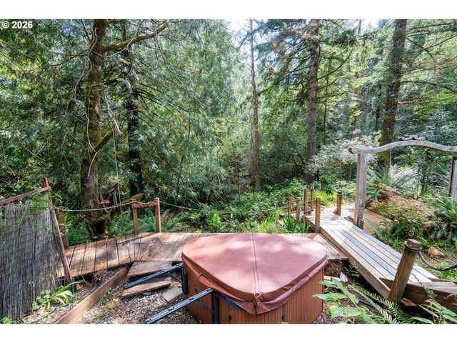 54378 ROSA Rd, Bandon, OR 97411