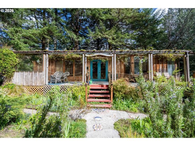 54378 ROSA Rd, Bandon, OR 97411