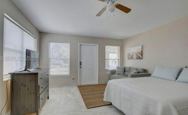 1828 Rodman St 1, Hollywood, FL 33020