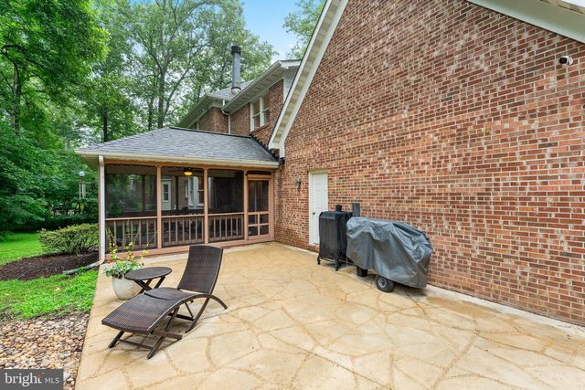 8464 TURKEY RUN DR, Warrenton, VA 20187