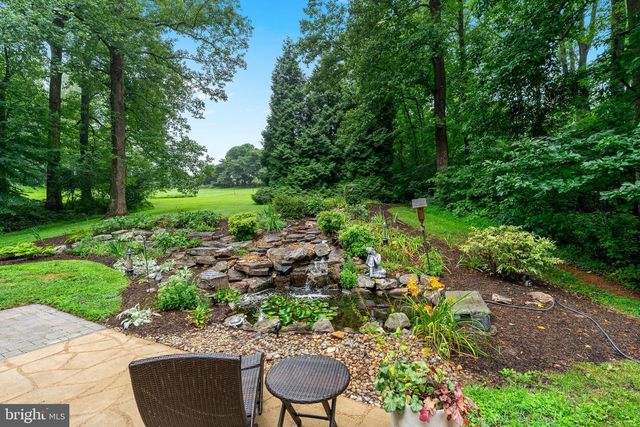 8464 TURKEY RUN DR, Warrenton, VA 20187