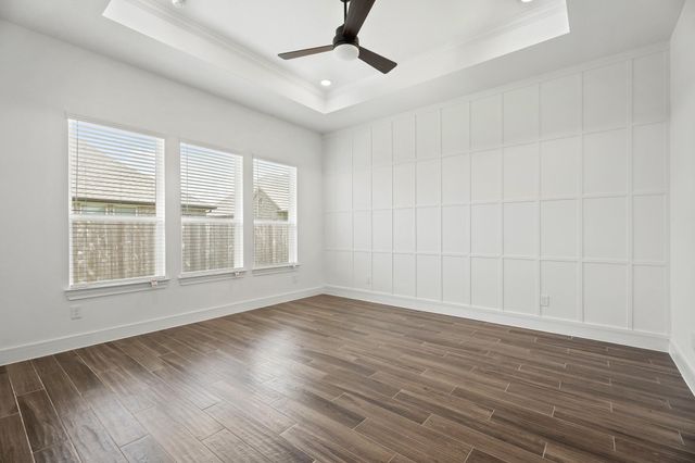 5037 Bluebell Way, Waller, TX 77484