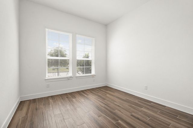 5037 Bluebell Way, Waller, TX 77484