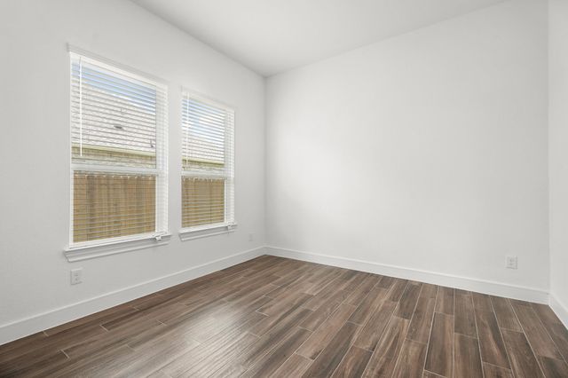 5037 Bluebell Way, Waller, TX 77484