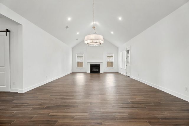 5037 Bluebell Way, Waller, TX 77484