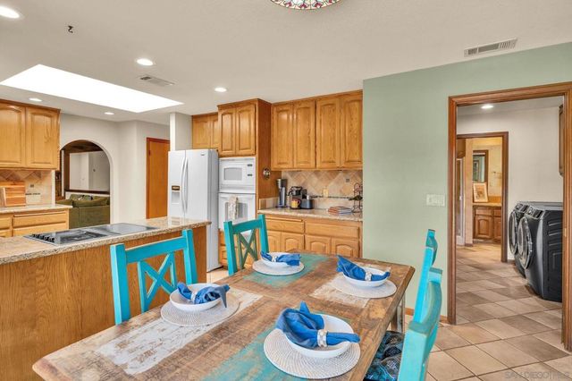 13970 Misty Oak Rd, Valley Center, CA 92082