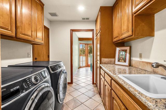 13970 Misty Oak Rd, Valley Center, CA 92082