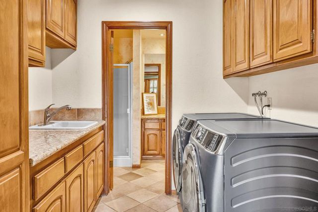 13970 Misty Oak Rd, Valley Center, CA 92082