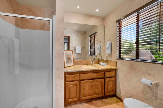 13970 Misty Oak Rd, Valley Center, CA 92082