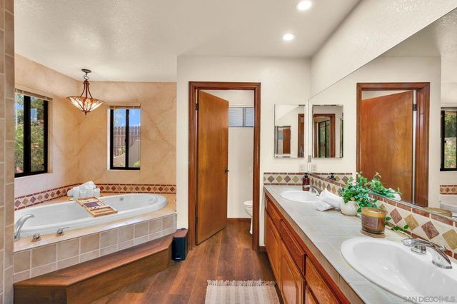 13970 Misty Oak Rd, Valley Center, CA 92082