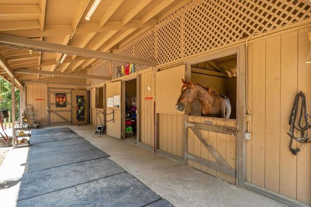 13970 Misty Oak Rd, Valley Center, CA 92082