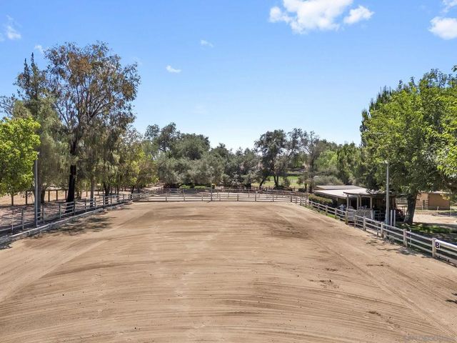 13970 Misty Oak Rd, Valley Center, CA 92082