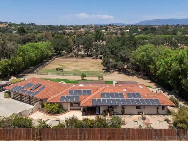 13970 Misty Oak Rd, Valley Center, CA 92082