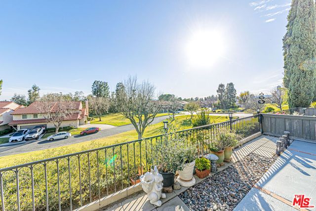 19133 Index Street 6, Porter Ranch (los Angeles), CA 91326