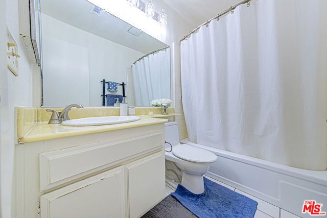 19133 Index Street 6, Porter Ranch (los Angeles), CA 91326