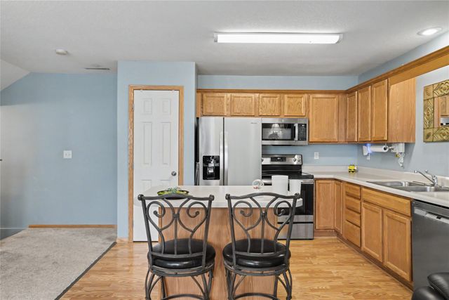 1139 SE Village View Lane, Ankeny, IA 50021