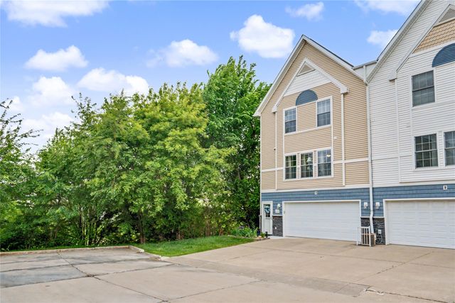 1139 SE Village View Lane, Ankeny, IA 50021