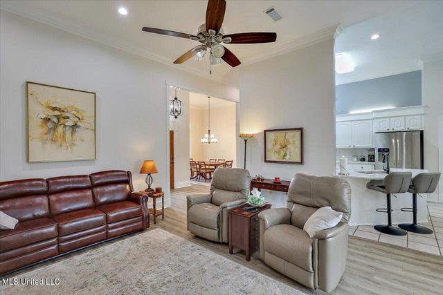174 Woodlands Glen Circle, Brandon, MS 39047