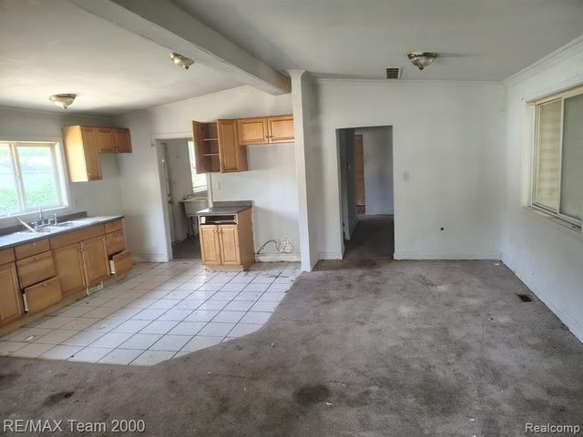 20890 Ridgemont Road, Harper Woods, MI 48225