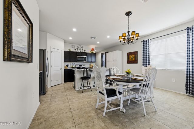 35251 W SAN ILDEFANSO Avenue, Maricopa, AZ 85138